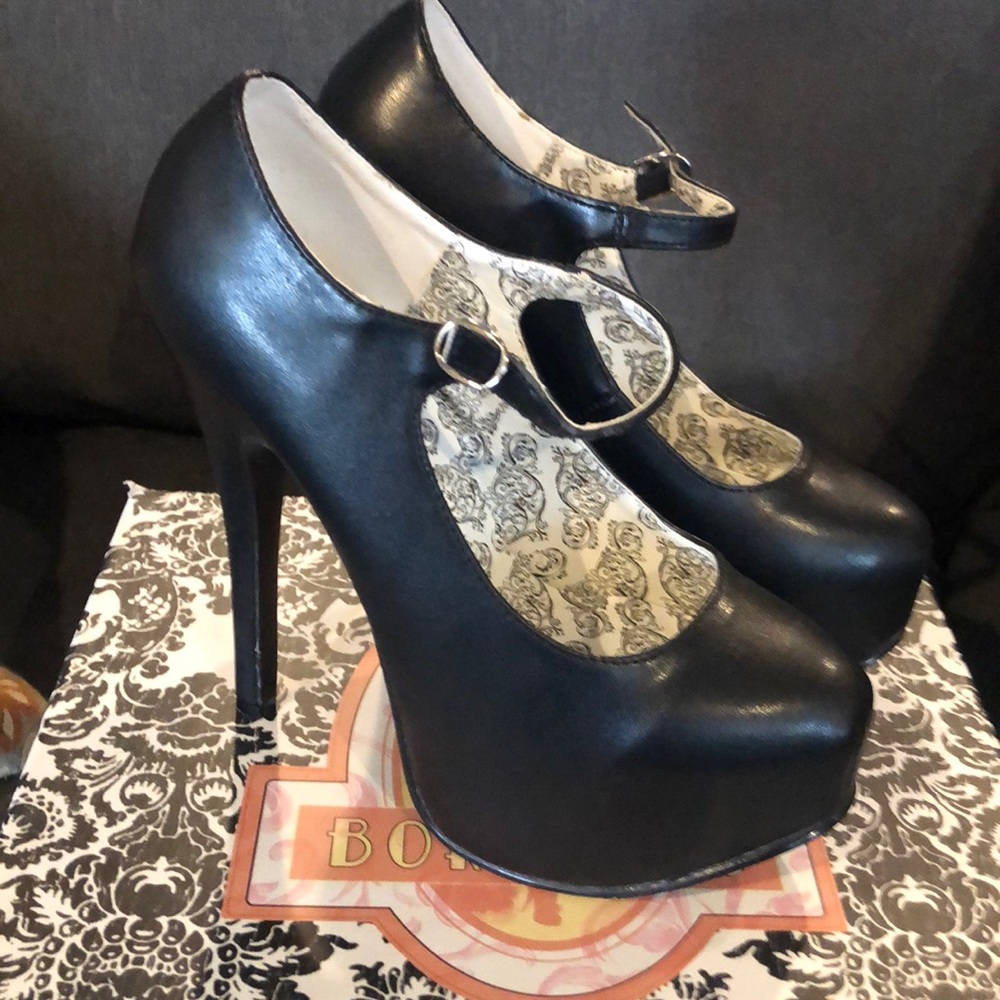 Bordello Platform Heels